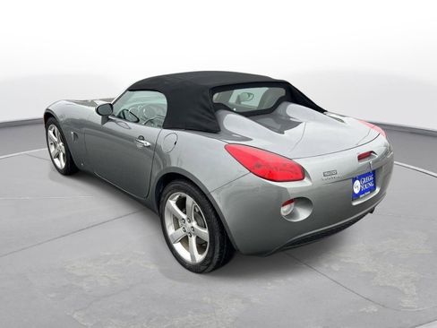 Used 2006 Pontiac Solstice Convertible w/ Premium Package image 3