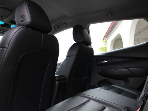 Used 2023 Chevrolet Bolt LT image 12