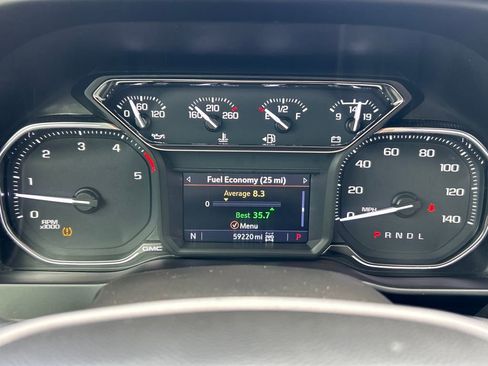 Used 2021 GMC Sierra 2500 AT4 w/ AT4 Premium Plus Package image 11