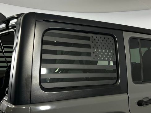 Used 2021 Jeep Wrangler Unlimited Rubicon image 30