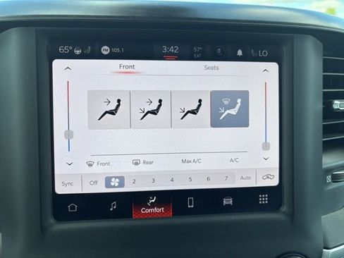 Used 2022 RAM 1500 Big Horn AWD/4WD image 13