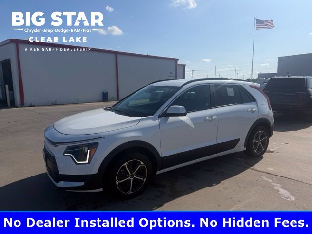 Used 2025 Kia Niro LX FWD image 1