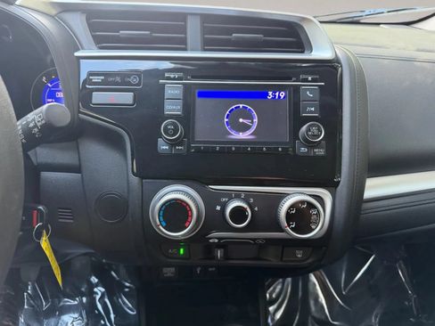 Used 2017 Honda Fit LX image 16