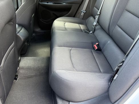 Used 2020 Chevrolet Malibu LS w/ Driver Confidence Package II image 12