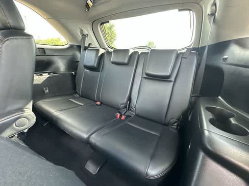 Used 2019 Toyota Highlander XLE AWD/4WD image 19