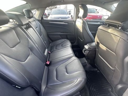 Used 2016 Ford Fusion Titanium image 15