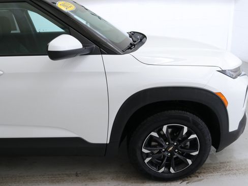 Used 2023 Chevrolet TrailBlazer LT image 12
