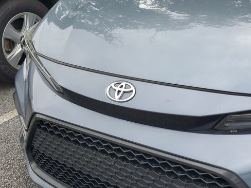 Used 2022 Toyota Corolla SE FWD image 5