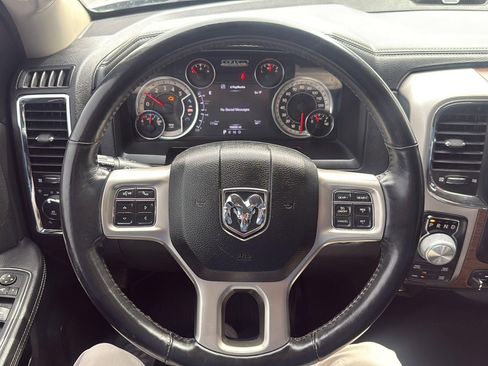 Used 2016 RAM 1500 Laramie w/ Convenience Group image 13