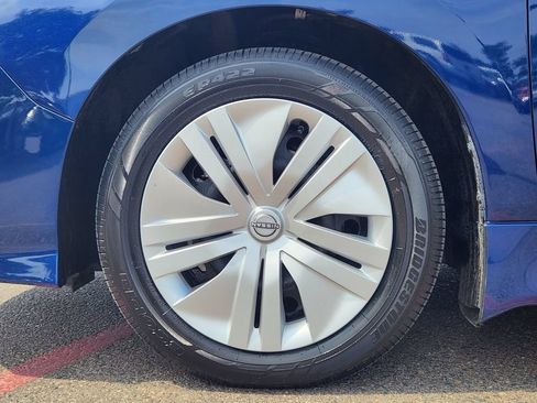 Used 2025 Nissan Leaf S FWD image 22