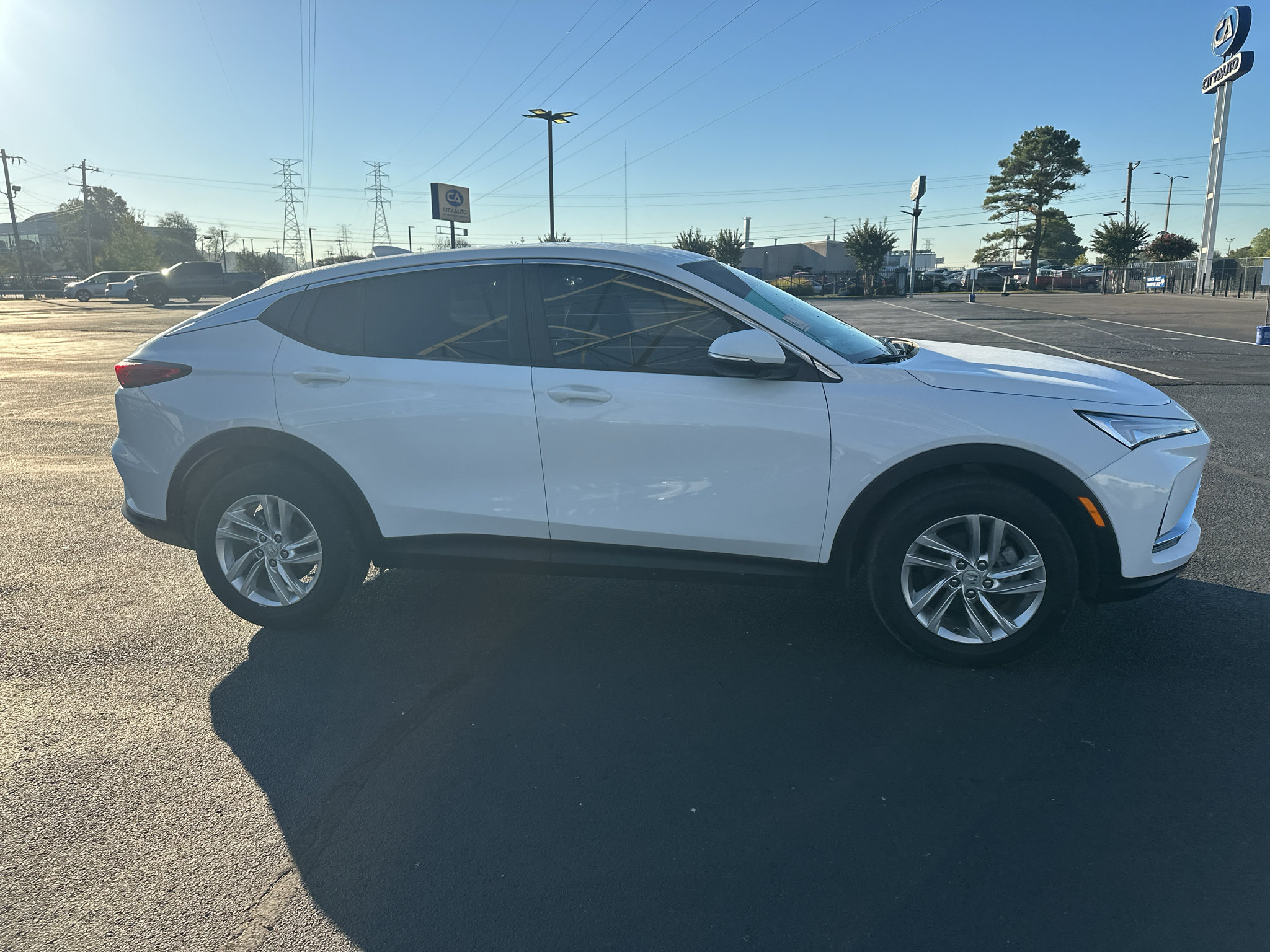 Used 2024 Buick Envista Preferred FWD image 4