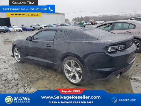 Used 2021 Chevrolet Camaro LT image 3