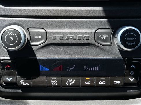 Used 2023 RAM ProMaster 2500 FWD image 19
