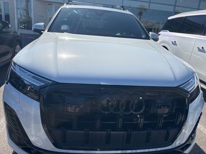 Used 2025 Audi Q7 3.0T Prestige