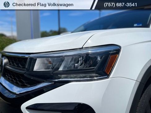 Used 2022 Volkswagen Taos S AWD/4WD image 12