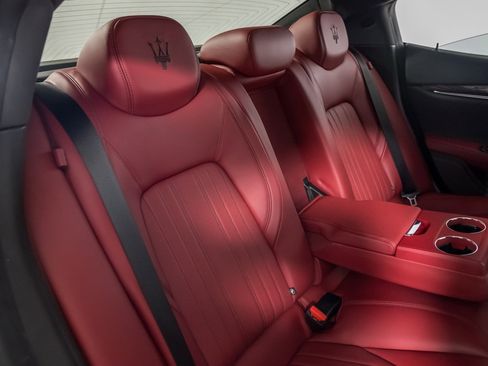 Used 2022 Maserati Ghibli Modena Q4 image 41