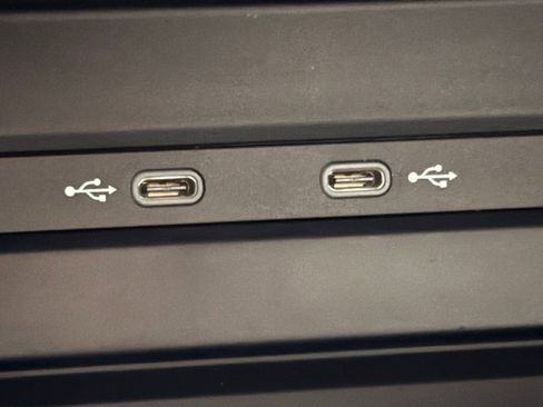 New 2025 Volkswagen Taos SE image 14