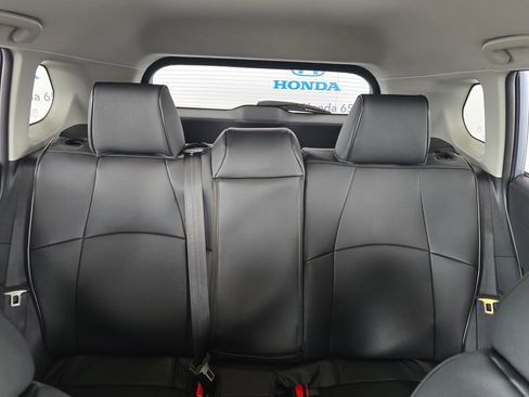 Used 2025 Toyota Corolla Cross LE FWD image 20