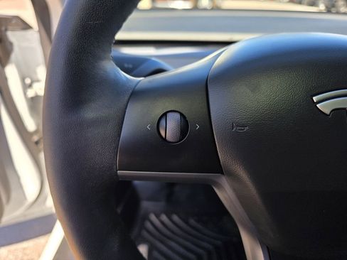 Used 2021 Tesla Model 3 Long Range image 28