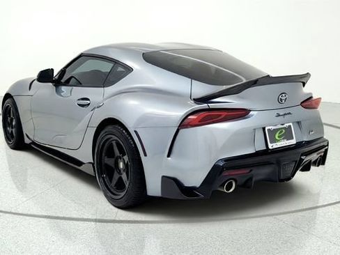 Used 2021 Toyota Supra RWD image 6