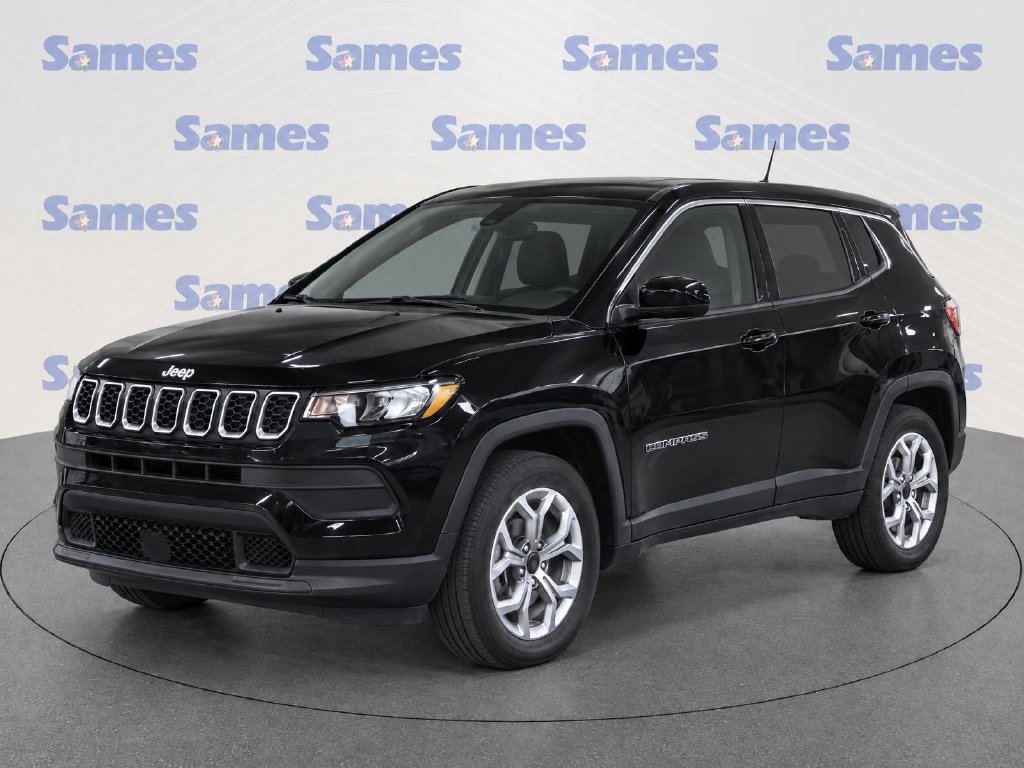 Used 2025 Jeep Compass Sport w/ Mopar Graphics Package AWD/4WD image 2