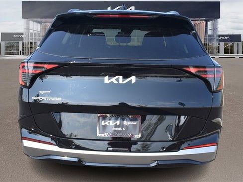 New 2026 Kia Sportage SX image 5