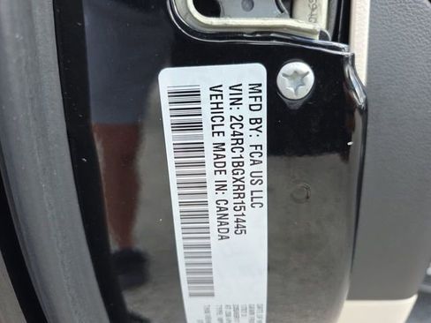 Certified 2024 Chrysler Pacifica Touring-L image 41