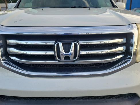 Used 2015 Honda Pilot Touring image 8