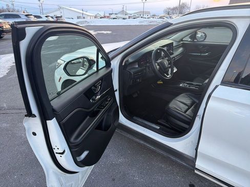 Used 2023 Lincoln Corsair Reserve w/ Equipment Group 201A image 14