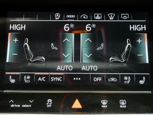 Used 2021 Audi A8 L 3.0T w/ Executive Plus Package image 19