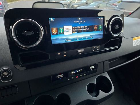 New 2025 Mercedes-Benz Sprinter 2500 image 12