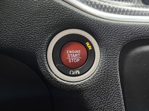 Used 2016 Dodge Charger SRT Hellcat image 10