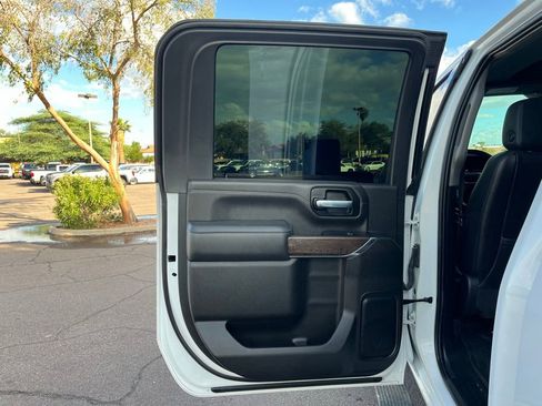 Used 2021 GMC Sierra 2500 Denali image 24