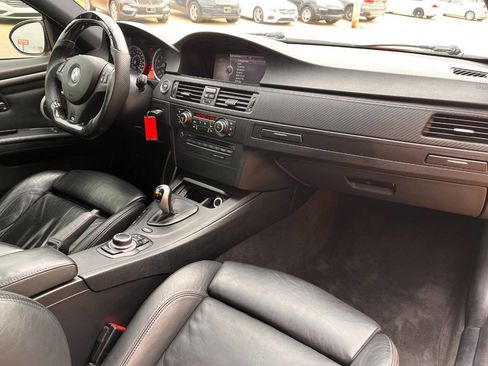 Used 2011 BMW M3 Coupe image 18