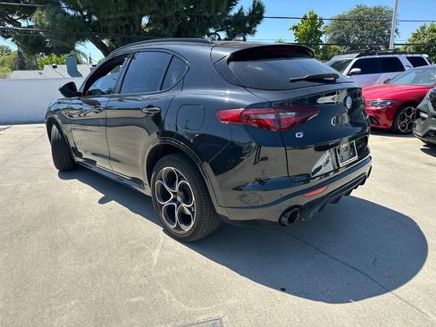 Used 2023 Alfa Romeo Stelvio Veloce AWD/4WD image 4