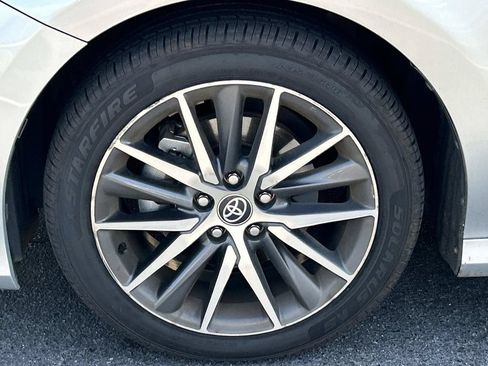 Used 2023 Toyota Camry XLE FWD image 11