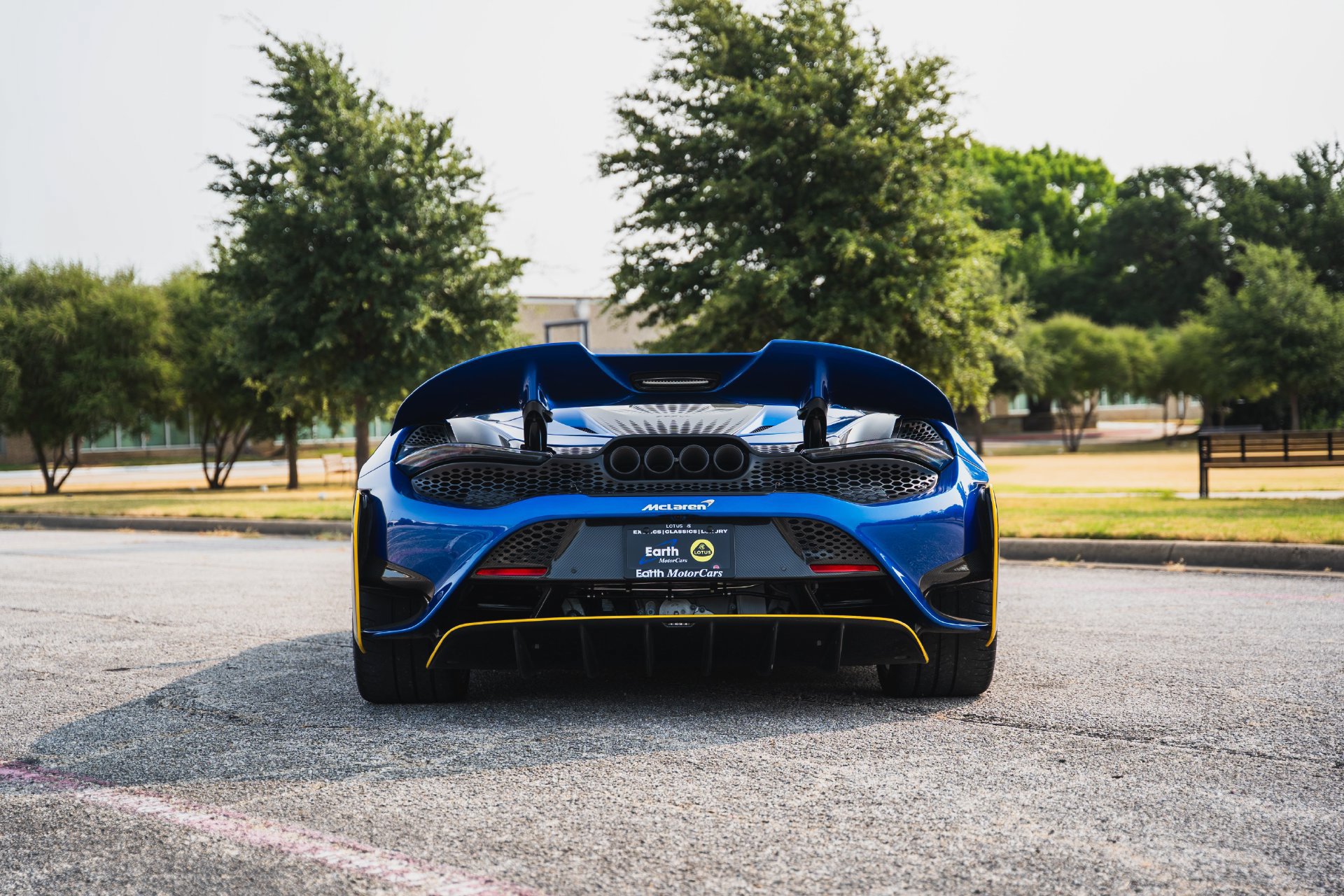 Used 2022 McLaren 765LT RWD image 16