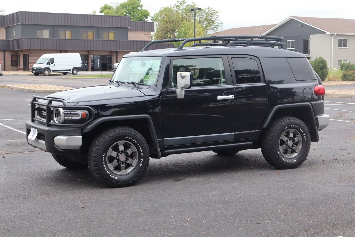 Used 2007 Toyota FJ Cruiser 4WD image 10
