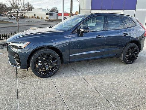 New 2026 Volvo XC60 B5 Ultra w/ Climate Package AWD/4WD image 11