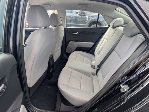Used 2023 Kia Rio S image 8