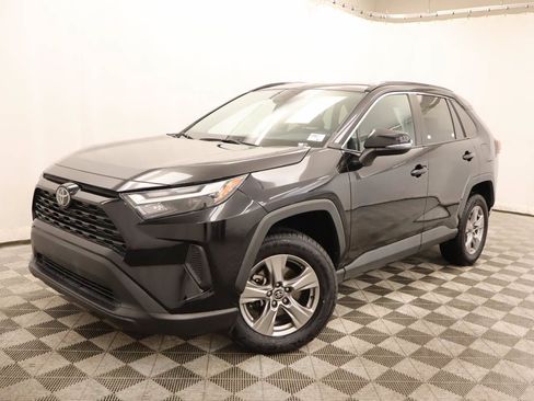 Used 2024 Toyota RAV4 XLE w/ Weather Package AWD/4WD image 1