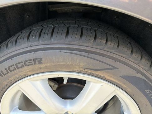 Used 2009 Toyota Camry SE FWD image 26