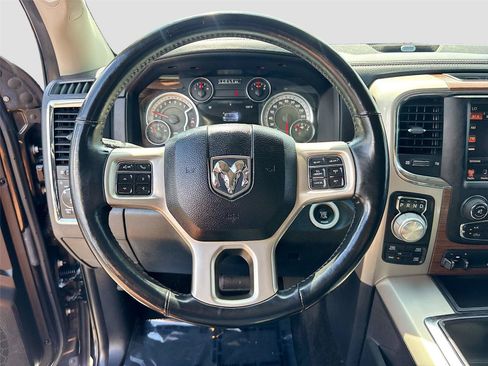 Used 2015 RAM 1500 Laramie w/ Convenience Group AWD/4WD image 11
