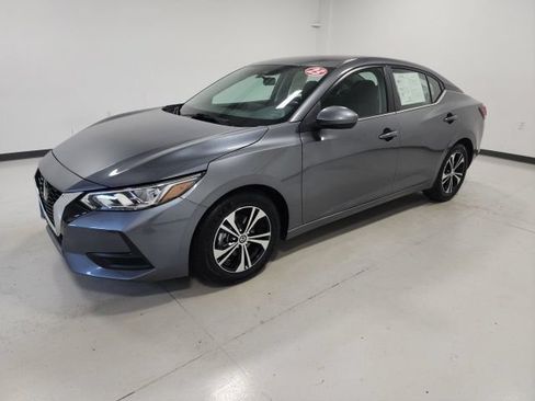 Used 2023 Nissan Sentra SV FWD image 3