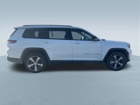 Used 2022 Jeep Grand Cherokee L Limited image 9