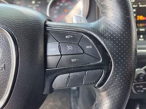 Used 2019 Dodge Charger Scat Pack RWD image 10