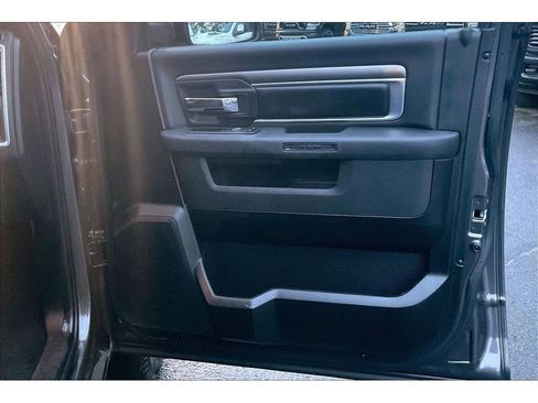 Used 2024 RAM 1500 Classic Warlock image 24