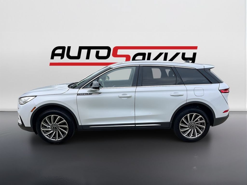 Used 2025 Lincoln Corsair Reserve FWD image 4