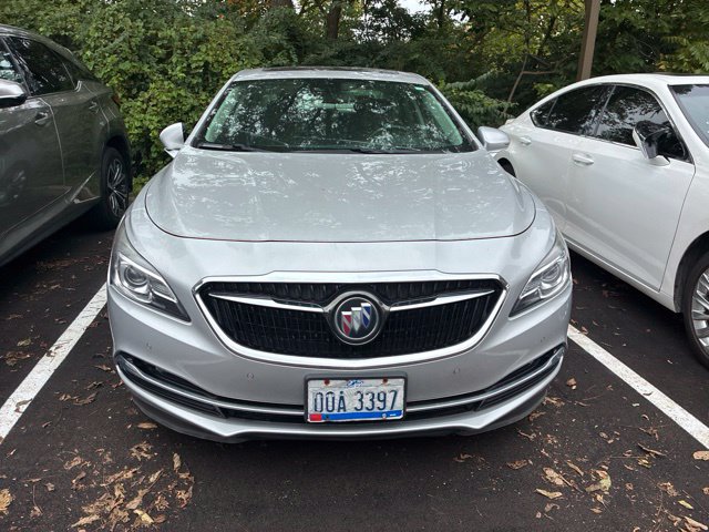 Used 2017 Buick LaCrosse Premium w/ Driver Confidence Package #2 AWD/4WD image 8