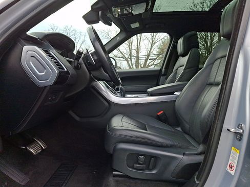 Used 2021 Land Rover Range Rover Sport HSE Silver Edition image 13